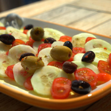 Tomate concombre olives